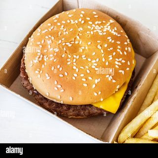 Quarter pounder cheese menú