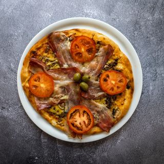 Pršuto pizza 28 cm