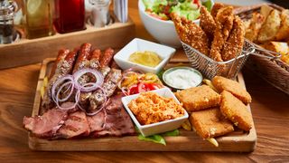 Gazdino mešano meso za dve osobe