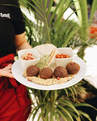 Falafele z pastą bakłażana 450g