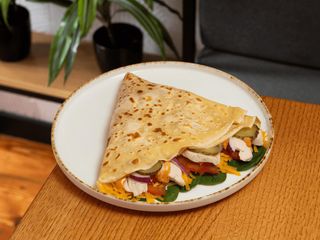 Млинець з куркою максі