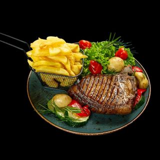 Stek wieprzowy + frytki