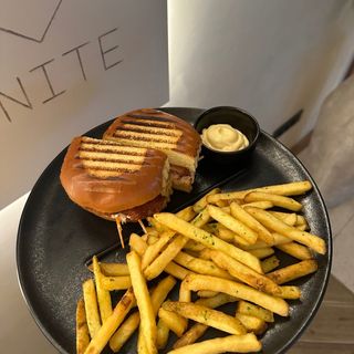 Chicken katsu burger 300 gr