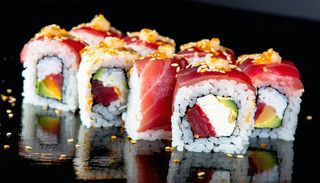 Futomaki Atún, Aguacate Y Queso (4 uds.)