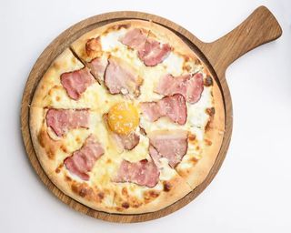 Pizza Carbonara