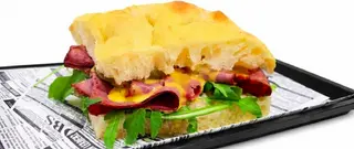 Focaccia de Pastrami New York