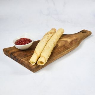 Palačinka sa džemom od malina