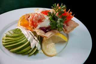 Ensalada De Aguacate Y Gambas