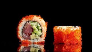 25. California Atum Rolls 4 Peças