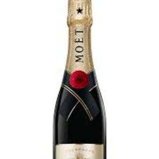 MOËT & CHANDON BRUT IMPERIAL-PINOT NOIR, PINOT MEUNIER, CHARDONAY (A QC Champagne)