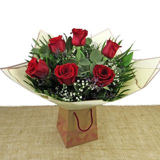 RAMO 6 ROSAS ROJAS BACHATA