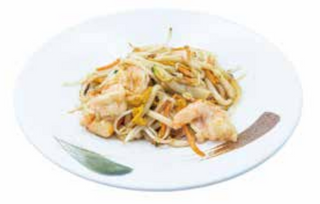 Spaghetti di udon con frutti di mare