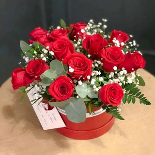 Sombrerera Doce Razones