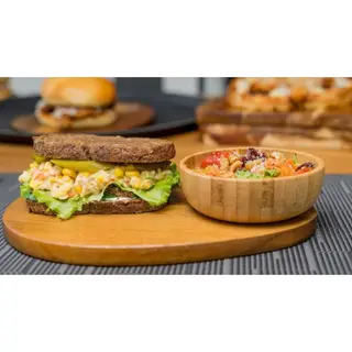 Spicy tuna avocado salad