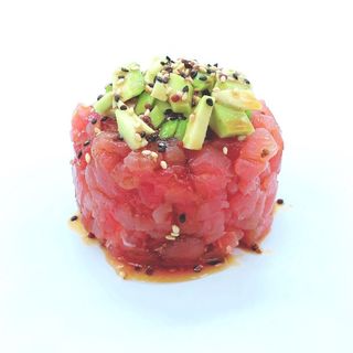 141. Maguro tartare