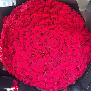 Buchet 101 trandafiri rosii