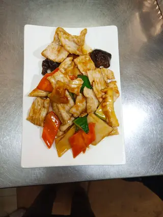 84. Maiale con verdure
