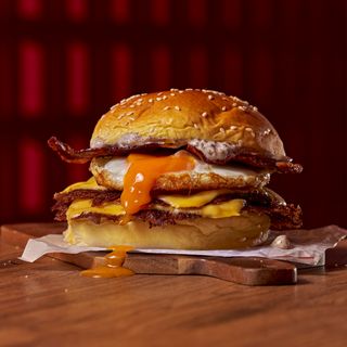 Smash Burger Trufásica + patatas fritas