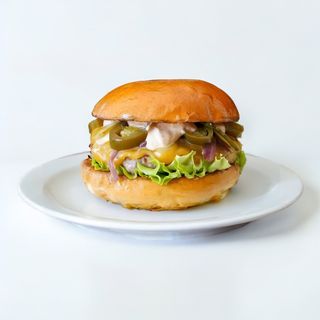 Menu Jalapão Burger Com Batata Frita é Bebida