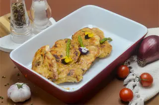 Oala cu piept de pui aromat la gratar 600gr