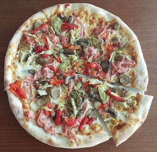 Pizza Quatro Stagione