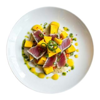 Ceviche De Atún Con Leche De Tigre, Aji Amarillo Y Mango