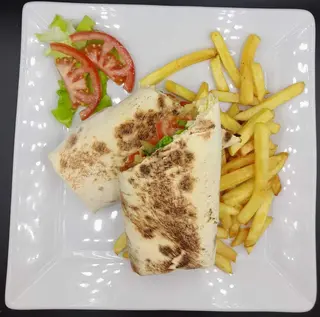 Chicken tortilla + Coca-Cola/ Nik beer