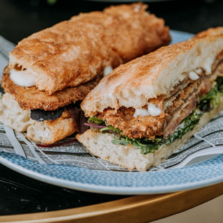 SÁNDWICH DE MILANESA DE TERNERA