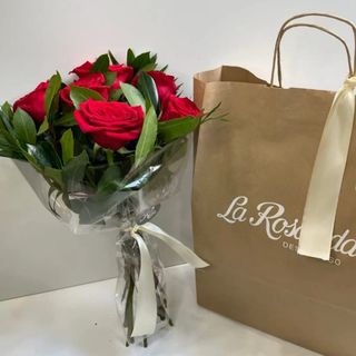 RAMO ROSAS ROJAS 6 TALLOS