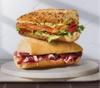 ¡DOS MITADES DOBLE SABOR!