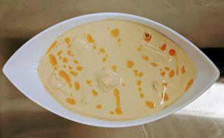 ქათამი ბაჟეში