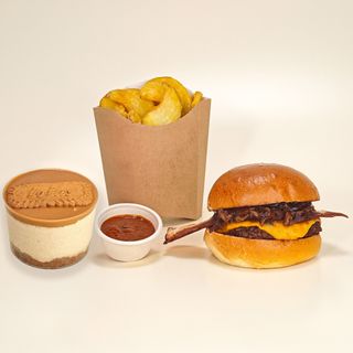 Burger + Patatas+ Postre