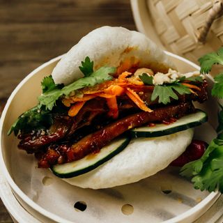 Bao de Barriga de Porco Caramelizada