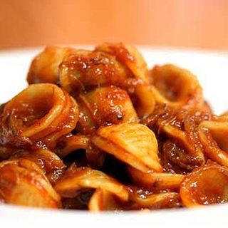 Orecchiette, sugo di salsiccia 