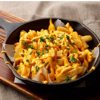 CHEDAR CHEESE FRIES