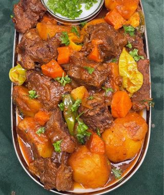 Ragoût de pommes de terre à la viande