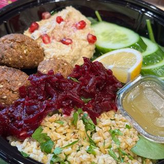Salata Falafel si Bulgur