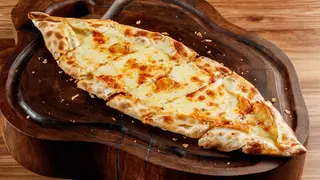 Pide cascaval
