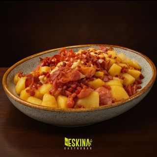 Ración De Patatas La Eskina Caseras