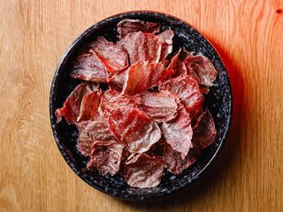 Сиров’ялені курячі слайси (50g)