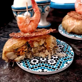 Pastilla Aux Fruits De Mer