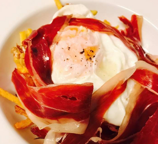 Huevos Rotos Con Jamón