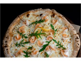 Піца з креветкою