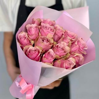 Букет з 15 троянд Атена Роял