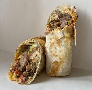 Шаурма Фірмова "Смак", з телятиною та куркою  