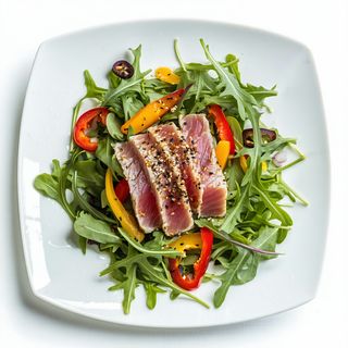 Ensalada De Ventresca Y Pimientos