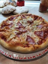 Pizza Vesuvio