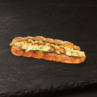 Sandwich tressé au thon