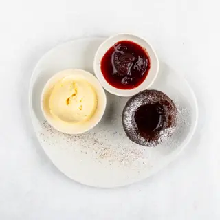 Čokoladni lava cake 