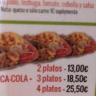 2 Platos ternera o pollo dentro ensalada ,salsa. Y patatas y cola 1 L.